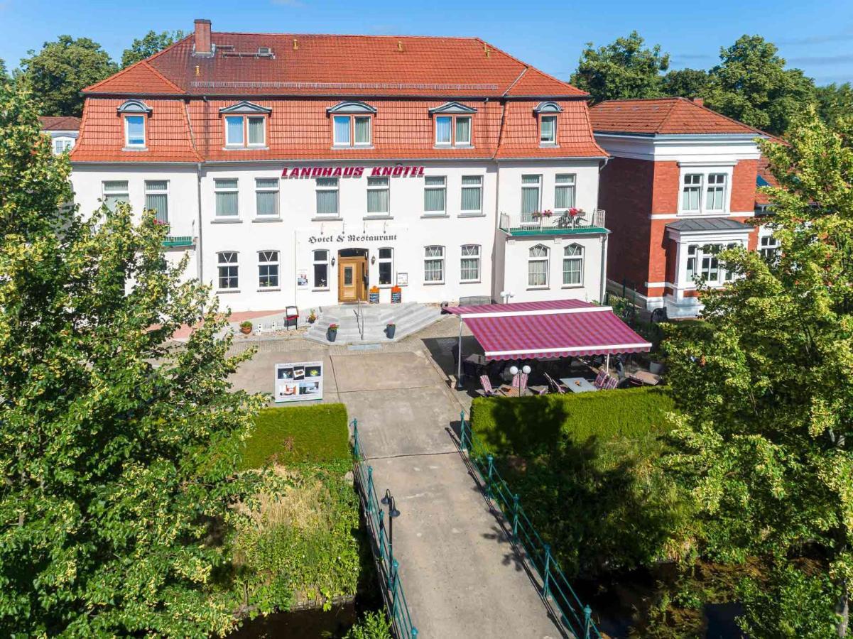 Hotel Landhaus Knötel Ludwigslust Exterior foto